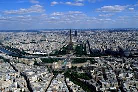 Франция вводит меры контроля за арендой жилья